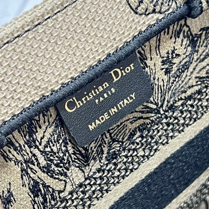 Christian Dior Shopping Bags